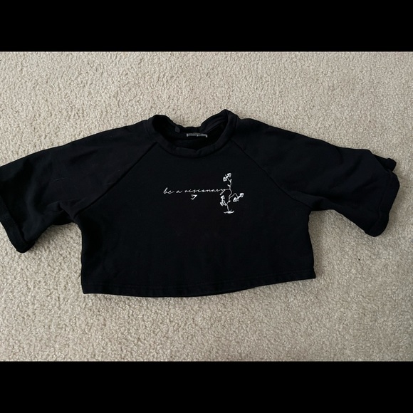 GYMSHARK CROPPED TEE! - Picture 1 of 3